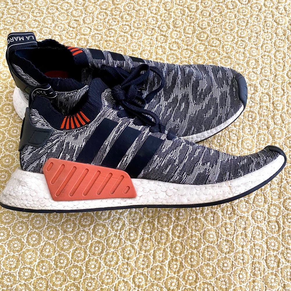 Adidas NMD R2 Primeknit